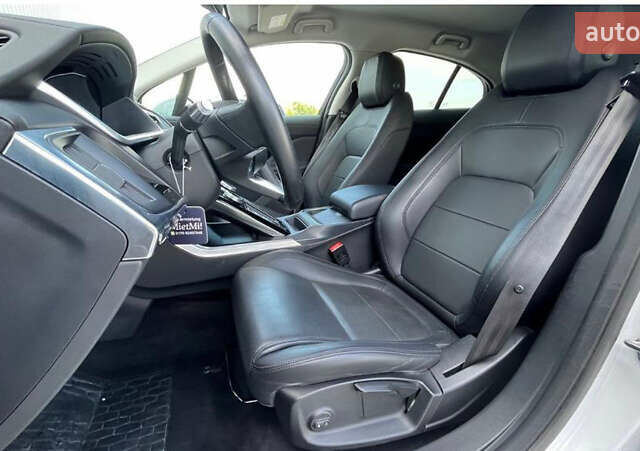 Ягуар I-Pace, объемом двигателя 0 л и пробегом 20 тыс. км за 59400 $, фото 6 на Automoto.ua