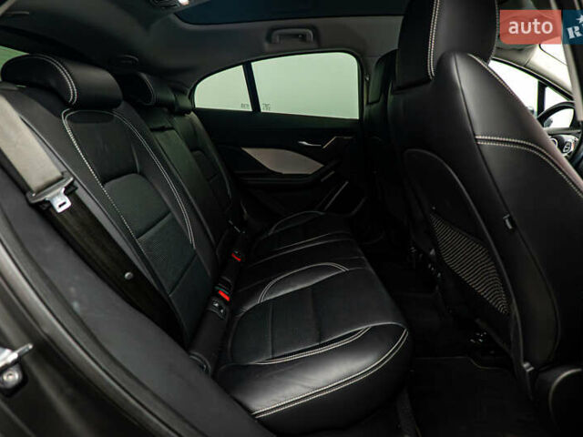 Ягуар I-Pace, объемом двигателя 0 л и пробегом 80 тыс. км за 28443 $, фото 24 на Automoto.ua