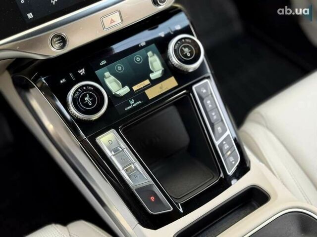 Ягуар I-Pace, объемом двигателя 0 л и пробегом 141 тыс. км за 29999 $, фото 24 на Automoto.ua