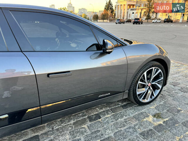 Серый Ягуар I-Pace, объемом двигателя 0 л и пробегом 111 тыс. км за 28200 $, фото 12 на Automoto.ua