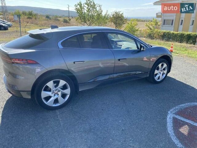 Серый Ягуар I-Pace, объемом двигателя 0 л и пробегом 77 тыс. км за 27500 $, фото 1 на Automoto.ua