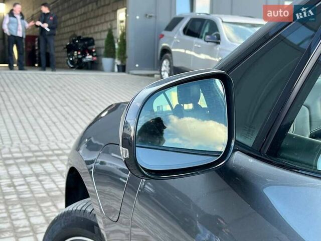 Серый Ягуар I-Pace, объемом двигателя 0 л и пробегом 155 тыс. км за 29990 $, фото 13 на Automoto.ua