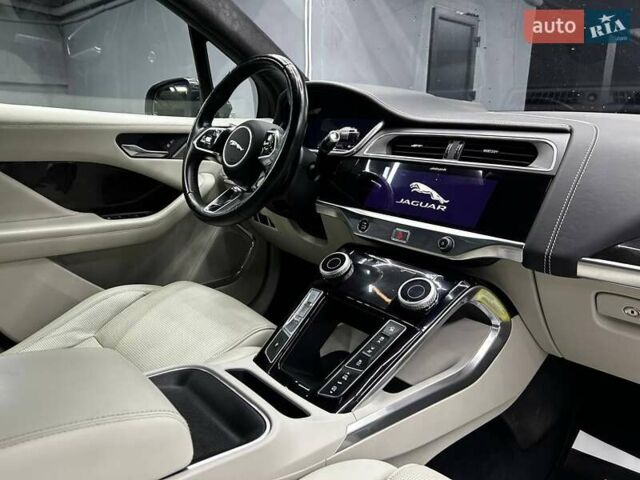 Серый Ягуар I-Pace, объемом двигателя 0 л и пробегом 152 тыс. км за 26000 $, фото 8 на Automoto.ua