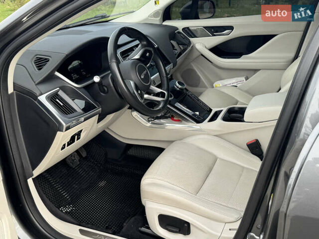 Серый Ягуар I-Pace, объемом двигателя 0 л и пробегом 143 тыс. км за 25500 $, фото 11 на Automoto.ua