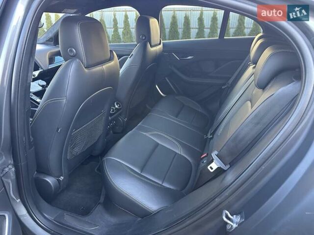 Серый Ягуар I-Pace, объемом двигателя 0 л и пробегом 94 тыс. км за 25900 $, фото 64 на Automoto.ua