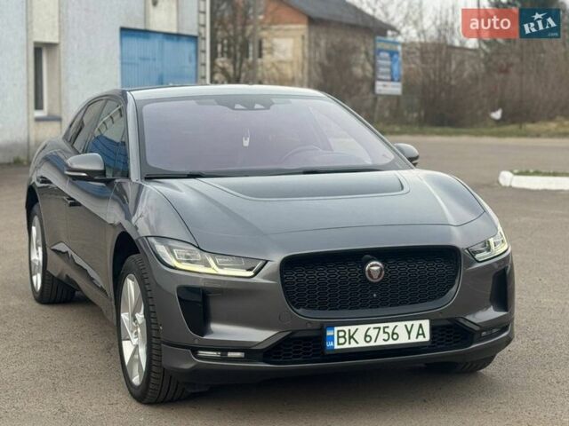 Серый Ягуар I-Pace, объемом двигателя 0 л и пробегом 163 тыс. км за 19500 $, фото 13 на Automoto.ua