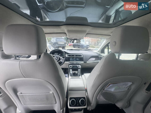 Серый Ягуар I-Pace, объемом двигателя 0 л и пробегом 129 тыс. км за 26500 $, фото 74 на Automoto.ua