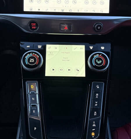 Серый Ягуар I-Pace, объемом двигателя 0 л и пробегом 134 тыс. км за 28000 $, фото 15 на Automoto.ua