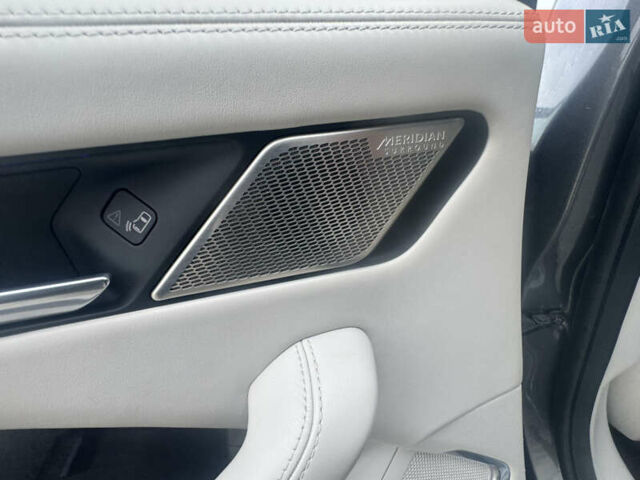 Серый Ягуар I-Pace, объемом двигателя 0 л и пробегом 129 тыс. км за 26500 $, фото 68 на Automoto.ua
