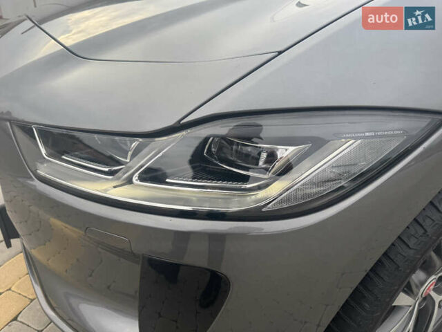 Серый Ягуар I-Pace, объемом двигателя 0 л и пробегом 129 тыс. км за 26500 $, фото 106 на Automoto.ua