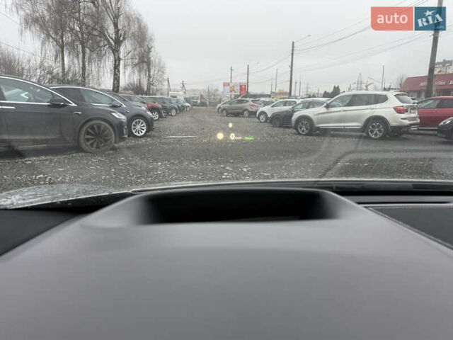 Серый Ягуар I-Pace, объемом двигателя 0 л и пробегом 169 тыс. км за 24999 $, фото 14 на Automoto.ua