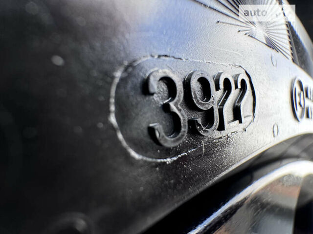 Серый Ягуар I-Pace, объемом двигателя 0 л и пробегом 174 тыс. км за 25500 $, фото 58 на Automoto.ua