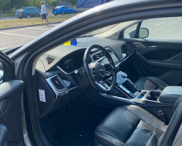 Серый Ягуар I-Pace, объемом двигателя 0 л и пробегом 184 тыс. км за 22000 $, фото 6 на Automoto.ua