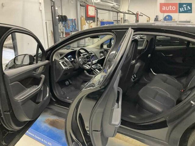 Серый Ягуар I-Pace, объемом двигателя 0 л и пробегом 95 тыс. км за 21950 $, фото 2 на Automoto.ua