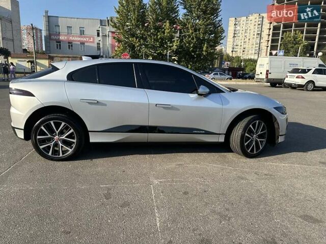 Серый Ягуар I-Pace, объемом двигателя 0 л и пробегом 133 тыс. км за 31700 $, фото 3 на Automoto.ua