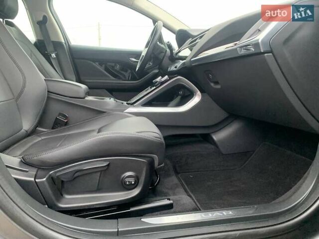 Серый Ягуар I-Pace, объемом двигателя 0 л и пробегом 120 тыс. км за 23800 $, фото 21 на Automoto.ua