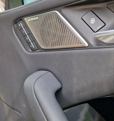 Серый Ягуар I-Pace, объемом двигателя 0 л и пробегом 145 тыс. км за 23900 $, фото 27 на Automoto.ua