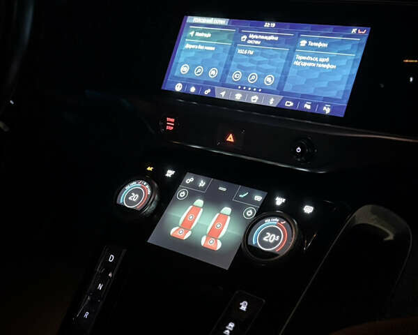 Серый Ягуар I-Pace, объемом двигателя 0 л и пробегом 117 тыс. км за 27000 $, фото 25 на Automoto.ua