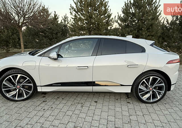Серый Ягуар I-Pace, объемом двигателя 0 л и пробегом 134 тыс. км за 28000 $, фото 10 на Automoto.ua
