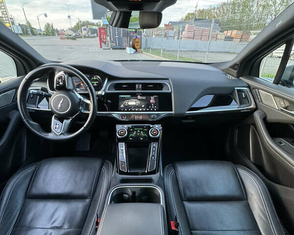 Серый Ягуар I-Pace, объемом двигателя 0 л и пробегом 149 тыс. км за 25900 $, фото 31 на Automoto.ua