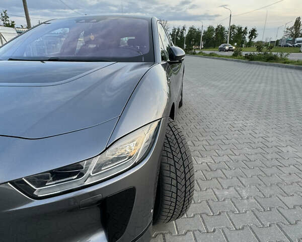 Серый Ягуар I-Pace, объемом двигателя 0 л и пробегом 149 тыс. км за 21900 $, фото 5 на Automoto.ua