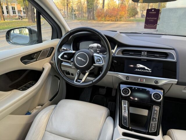 Серый Ягуар I-Pace, объемом двигателя 0 л и пробегом 123 тыс. км за 22999 $, фото 11 на Automoto.ua