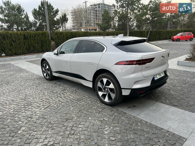 Серый Ягуар I-Pace, объемом двигателя 0 л и пробегом 49 тыс. км за 28300 $, фото 3 на Automoto.ua