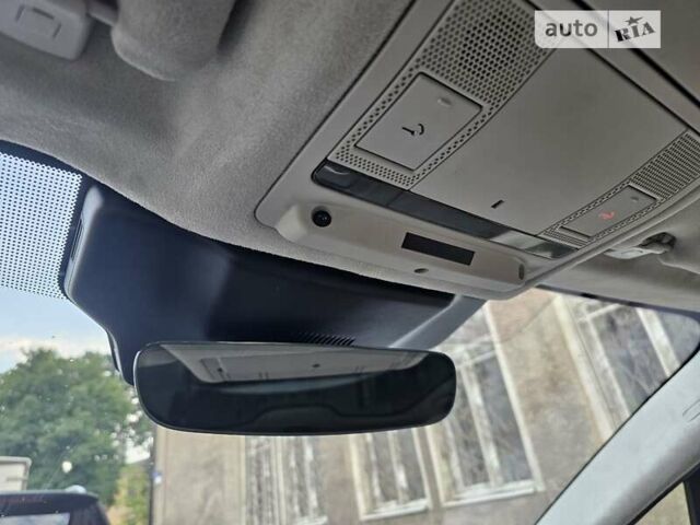 Серый Ягуар I-Pace, объемом двигателя 0 л и пробегом 210 тыс. км за 22066 $, фото 11 на Automoto.ua