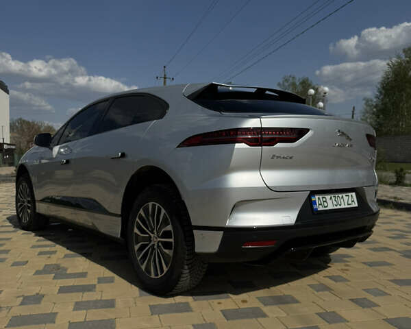 Серый Ягуар I-Pace, объемом двигателя 0 л и пробегом 212 тыс. км за 20500 $, фото 5 на Automoto.ua