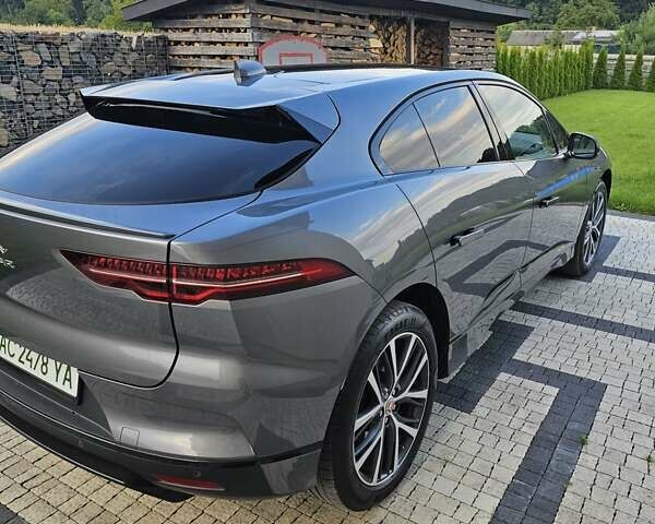 Серый Ягуар I-Pace, объемом двигателя 0 л и пробегом 210 тыс. км за 22066 $, фото 5 на Automoto.ua