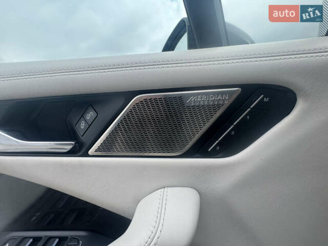 Серый Ягуар I-Pace, объемом двигателя 0 л и пробегом 129 тыс. км за 26500 $, фото 59 на Automoto.ua