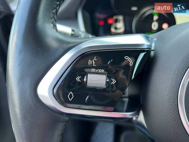 Серый Ягуар I-Pace, объемом двигателя 0 л и пробегом 155 тыс. км за 29990 $, фото 24 на Automoto.ua