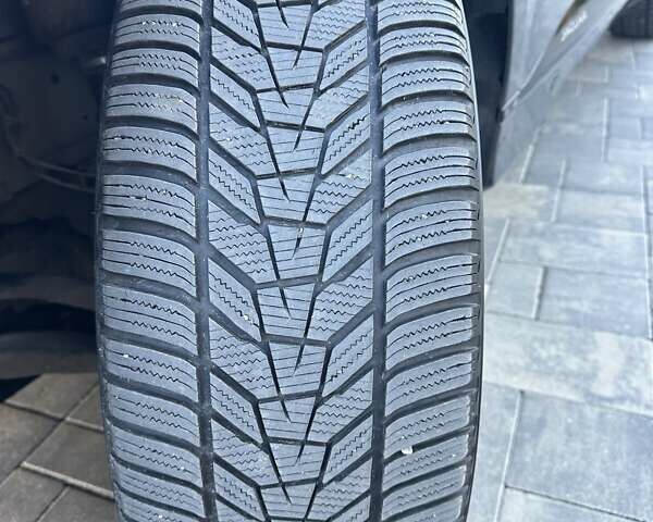 Серый Ягуар I-Pace, объемом двигателя 0 л и пробегом 94 тыс. км за 25900 $, фото 88 на Automoto.ua