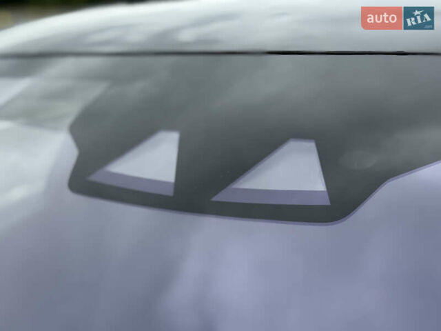 Серый Ягуар I-Pace, объемом двигателя 0 л и пробегом 150 тыс. км за 20900 $, фото 16 на Automoto.ua