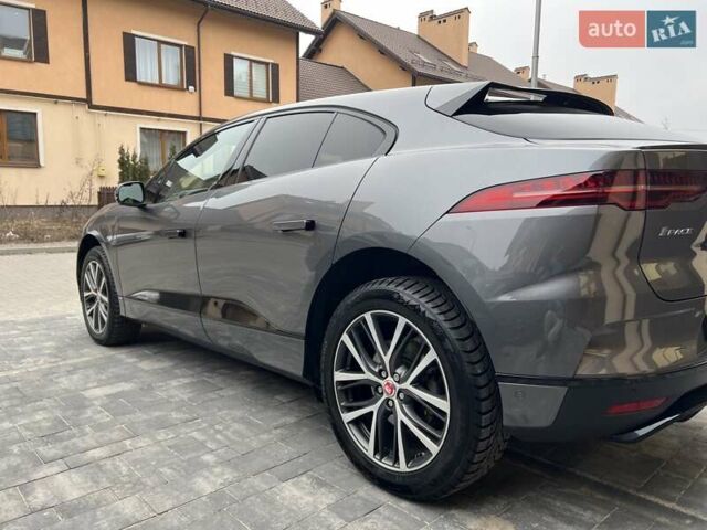 Серый Ягуар I-Pace, объемом двигателя 0 л и пробегом 103 тыс. км за 26300 $, фото 8 на Automoto.ua