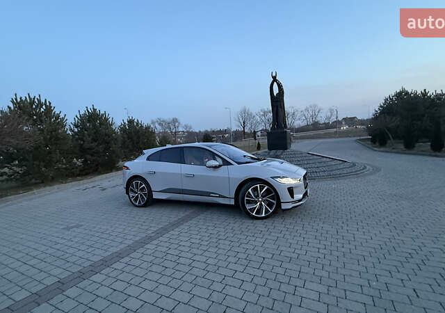 Серый Ягуар I-Pace, объемом двигателя 0 л и пробегом 134 тыс. км за 28000 $, фото 13 на Automoto.ua