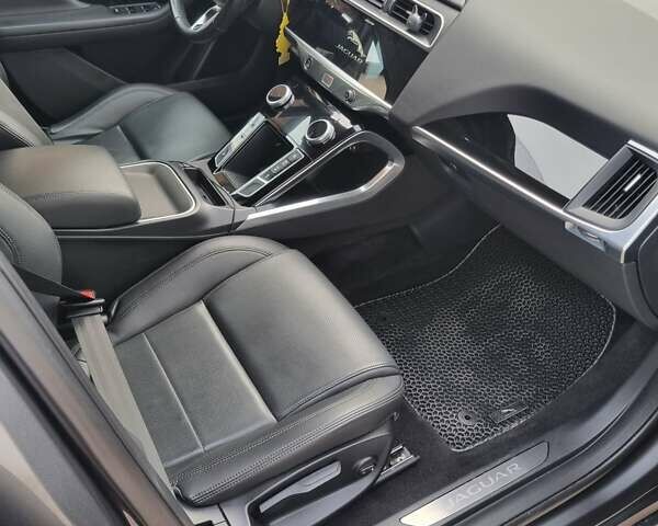 Серый Ягуар I-Pace, объемом двигателя 0 л и пробегом 89 тыс. км за 22700 $, фото 32 на Automoto.ua