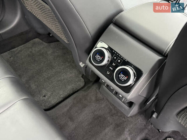 Сірий Ягуар I-Pace, об'ємом двигуна 0 л та пробігом 115 тис. км за 28000 $, фото 38 на Automoto.ua