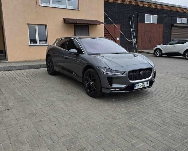 Серый Ягуар I-Pace, объемом двигателя 0 л и пробегом 145 тыс. км за 23900 $, фото 3 на Automoto.ua