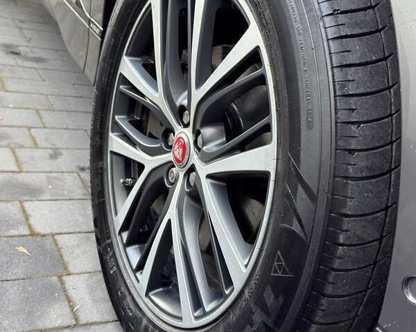 Сірий Ягуар I-Pace, об'ємом двигуна 0 л та пробігом 134 тис. км за 23900 $, фото 66 на Automoto.ua