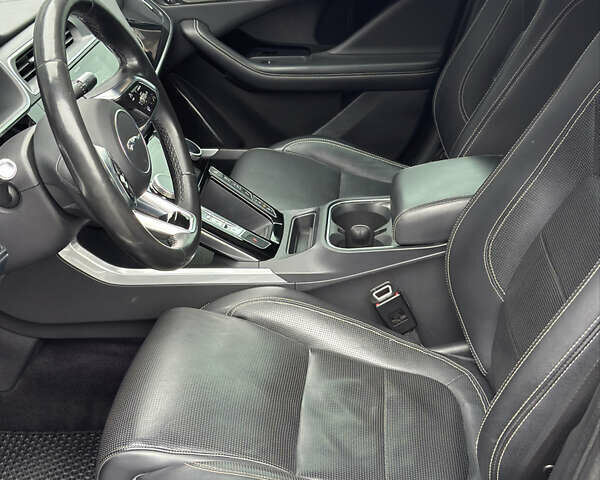 Серый Ягуар I-Pace, объемом двигателя 0 л и пробегом 155 тыс. км за 25300 $, фото 12 на Automoto.ua