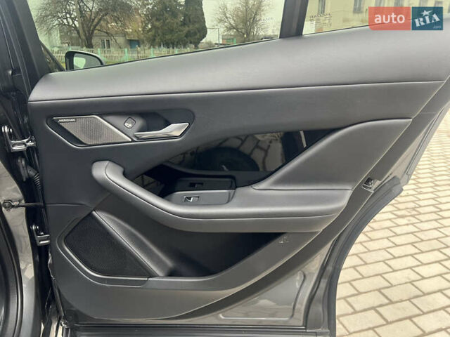 Сірий Ягуар I-Pace, об'ємом двигуна 0 л та пробігом 86 тис. км за 22753 $, фото 23 на Automoto.ua