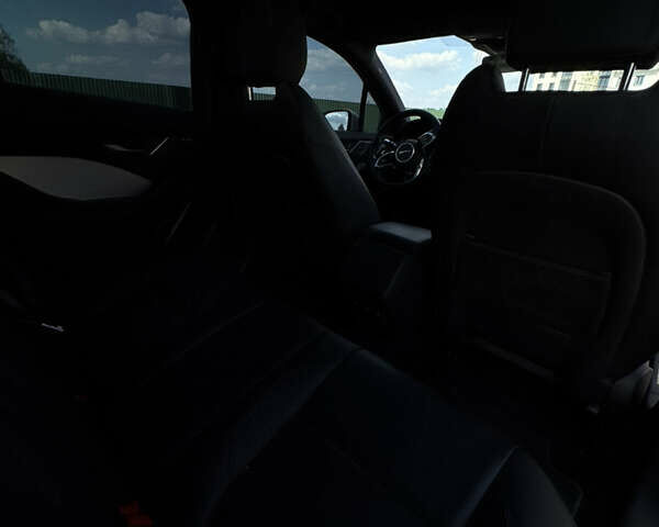 Серый Ягуар I-Pace, объемом двигателя 0 л и пробегом 212 тыс. км за 20500 $, фото 18 на Automoto.ua