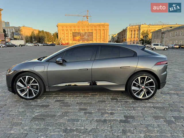Серый Ягуар I-Pace, объемом двигателя 0 л и пробегом 111 тыс. км за 28200 $, фото 7 на Automoto.ua