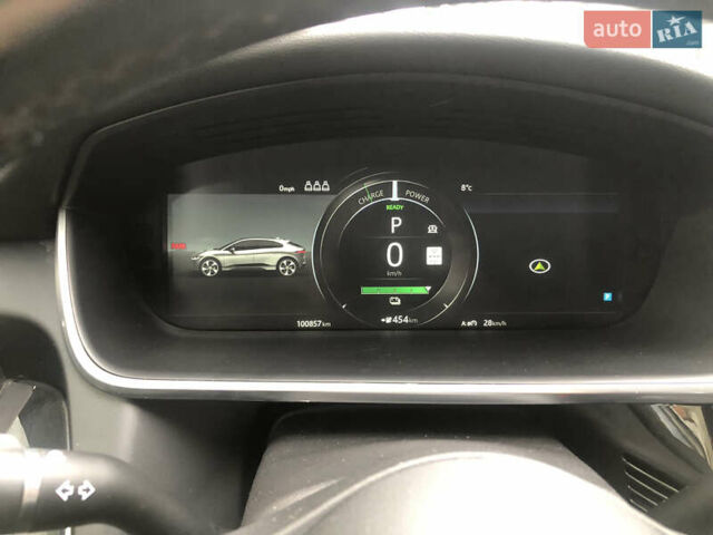 Серый Ягуар I-Pace, объемом двигателя 0 л и пробегом 99 тыс. км за 25600 $, фото 2 на Automoto.ua