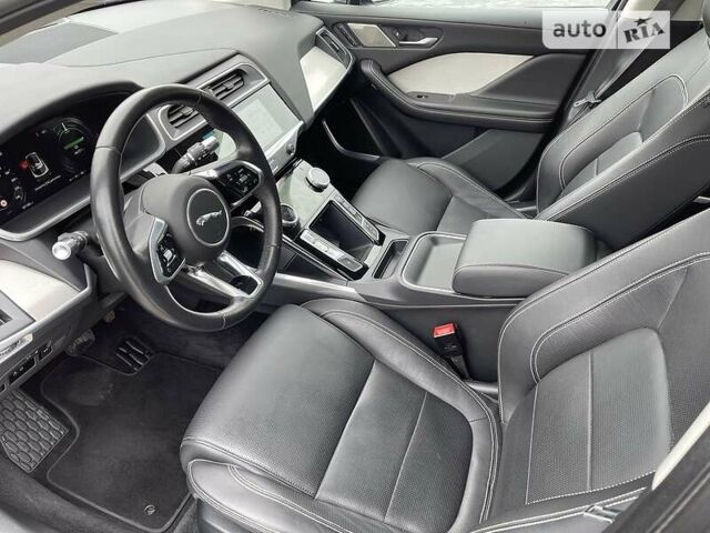 Серый Ягуар I-Pace, объемом двигателя 0 л и пробегом 107 тыс. км за 38500 $, фото 12 на Automoto.ua