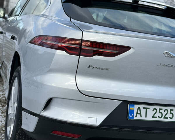 Серый Ягуар I-Pace, объемом двигателя 0 л и пробегом 169 тыс. км за 23499 $, фото 105 на Automoto.ua