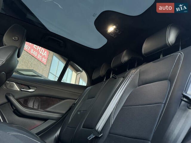 Серый Ягуар I-Pace, объемом двигателя 0 л и пробегом 123 тыс. км за 26500 $, фото 77 на Automoto.ua