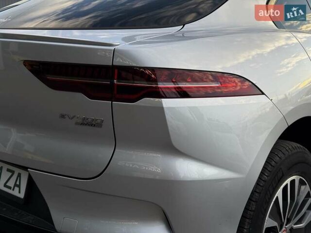 Серый Ягуар I-Pace, объемом двигателя 0 л и пробегом 209 тыс. км за 20900 $, фото 24 на Automoto.ua