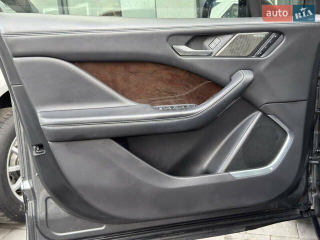 Сірий Ягуар I-Pace, об'ємом двигуна 0 л та пробігом 134 тис. км за 23900 $, фото 48 на Automoto.ua